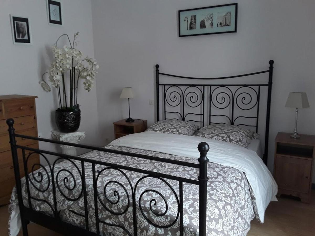 Le Chat Botte - Vankantiehuis In Languedoc-Roussillion Bed & Breakfast Routier Exterior photo